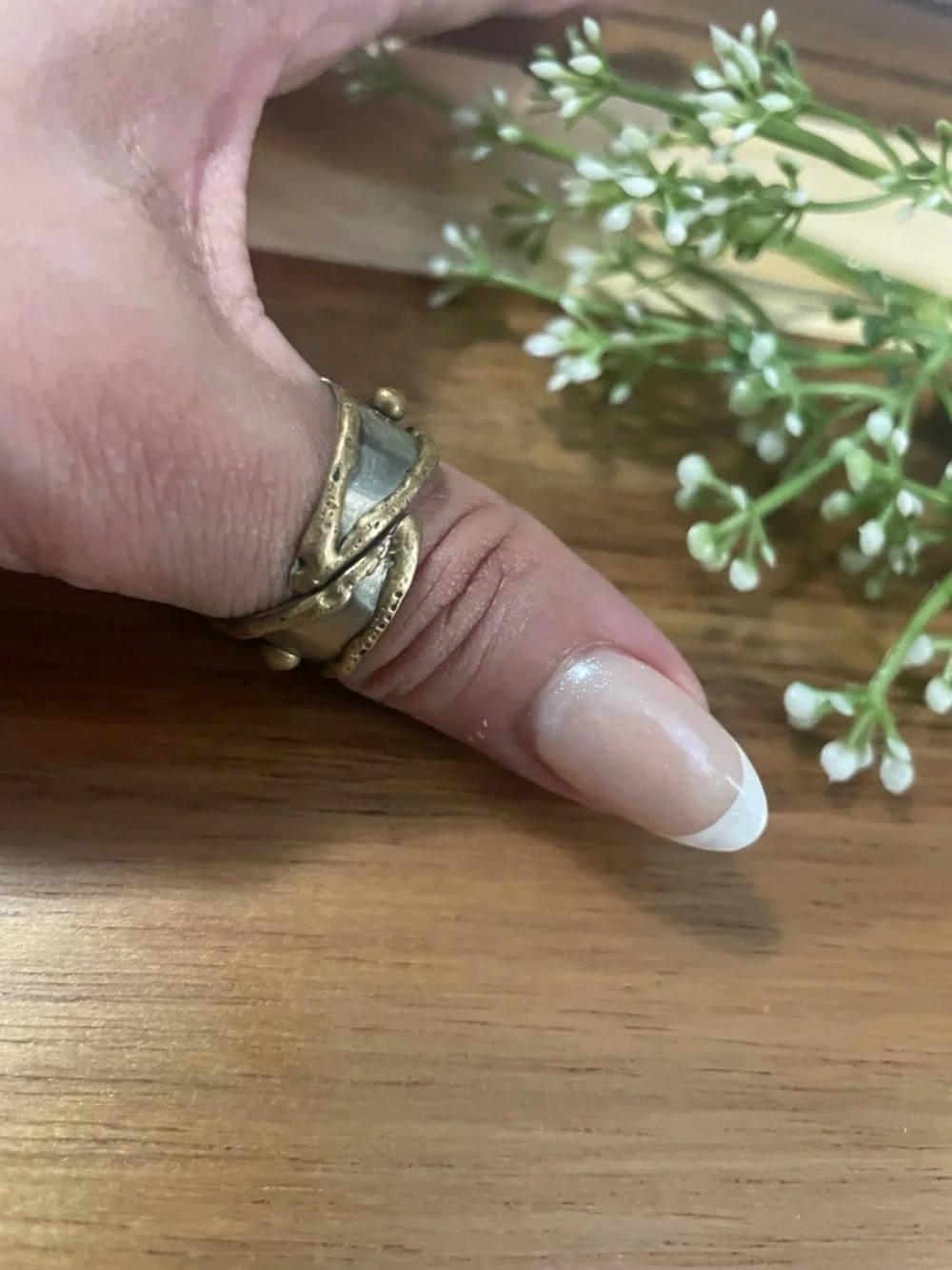 Handcrafted Vintage-Style Smoky Quartz Statement Ring - Brown - Picture 3 of 4